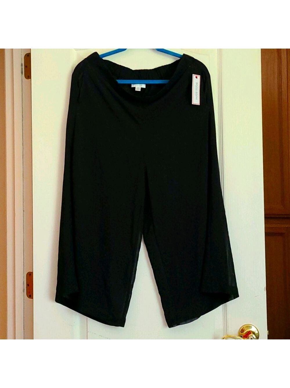 Bisou Bisou  size medium pants
